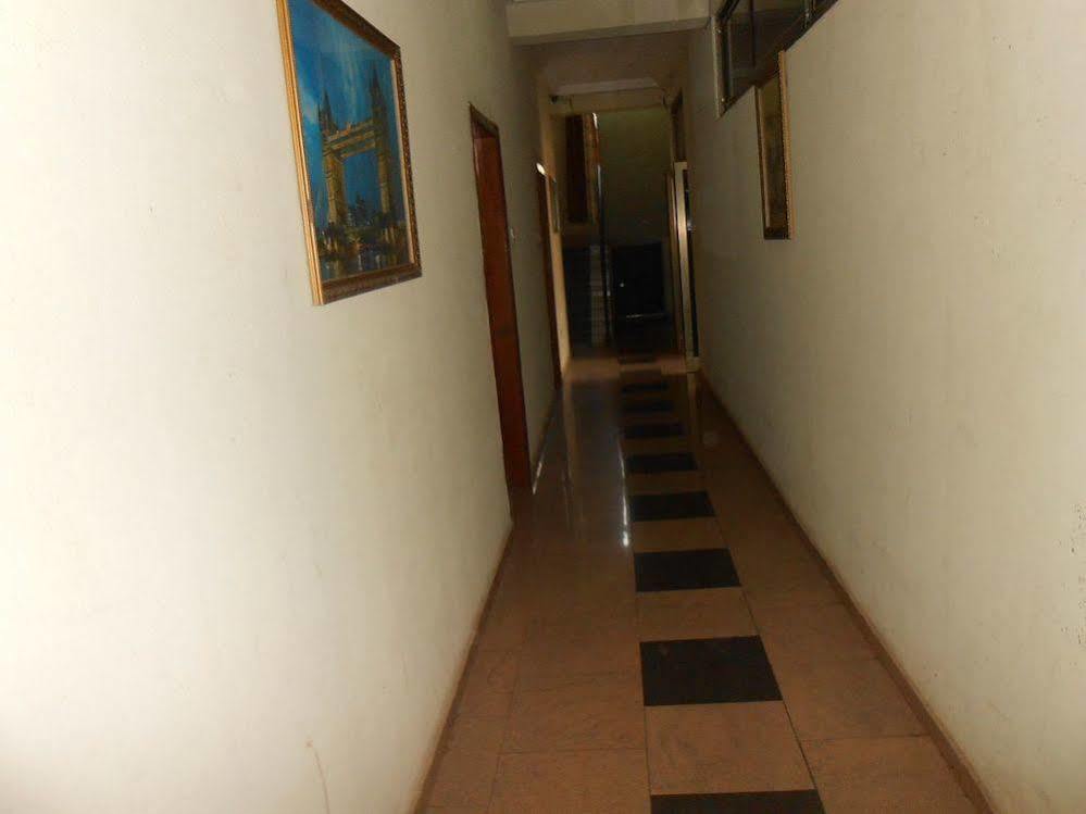 Nicolizy Hotel Accra Kültér fotó
